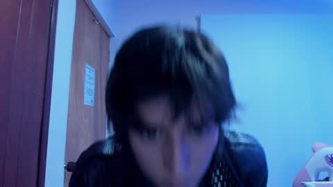   online show from February 13, 6:16 pm