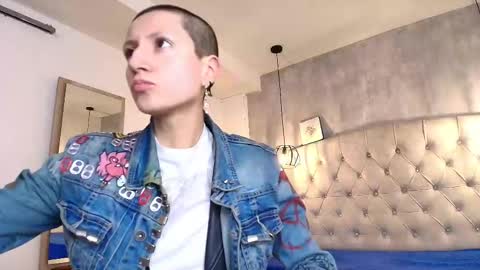   online show from October 18, 12:17 pm