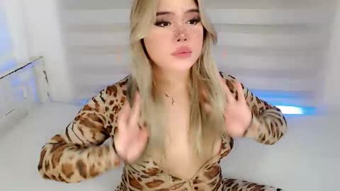  Angela  DONT FORGET TO FOLLOW AND GIVE ME APPRECIATION online show from November 15, 3:37 am