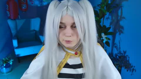 fiora online show from February 15, 11:39 am