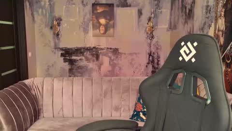 fiora online show from October 24, 6:21 am