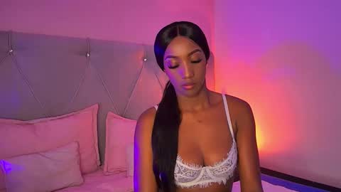 Fiorela Lenin  online show from January 20, 7:04 pm