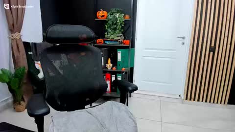 Kallisy online show from November 13, 9:58 pm