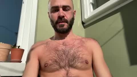 Fla is short for Flavio online show from February 3, 11:42 am