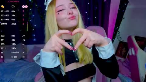 Snapshot of flaircorell chatting on September 9, 4:12 am Sophie online show from September 9, 4:12 am