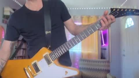 Flannel Dong online show from October 7, 9:23 pm