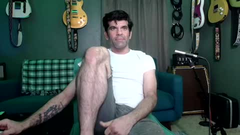 Flannel Dong online show from October 27, 9:57 am