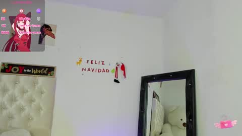 Snapshot of flavia_cruz chatting on December 11, 2:30 am Flavia online show from December 11, 2:30 am