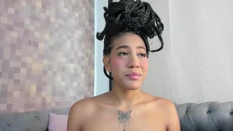 Snapshot of flavia_cruz chatting on September 25, 7:50 pm Flavia online show from September 25, 7:50 pm