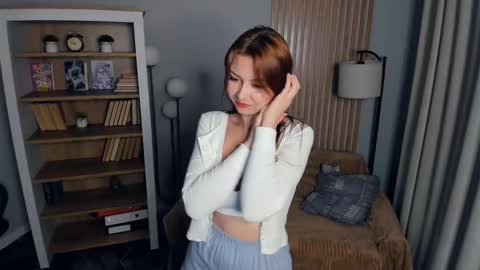 Snapshot of flawfull chatting on October 9, 1:31 pm Cheryl 3 online show from October 9, 1:31 pm