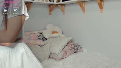 Snapshot of flawfull chatting on October 17, 10:18 am Cheryl 3 online show from October 17, 10:18 am