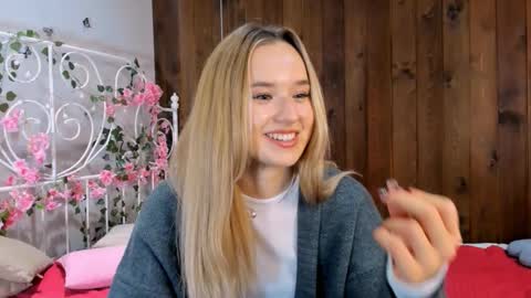 Amina online show from November 12, 3:12 pm