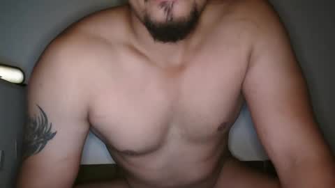 Snapshot of flirtsxxx chatting on March 6, 12:00 am flirtsxxx online show from March 6, 12:00 am