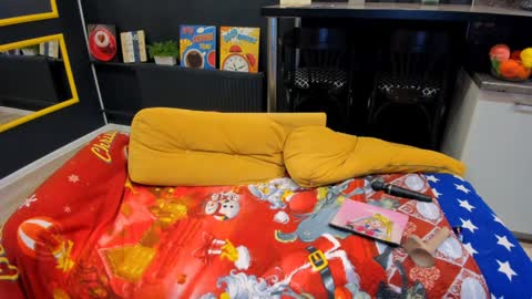 Mary online show from January 25, 3:40 am