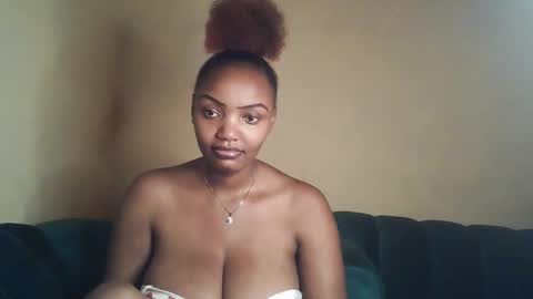 Snapshot of flirtymimie chatting on November 17, 1:39 pm flirtymimie online show from November 17, 1:39 pm