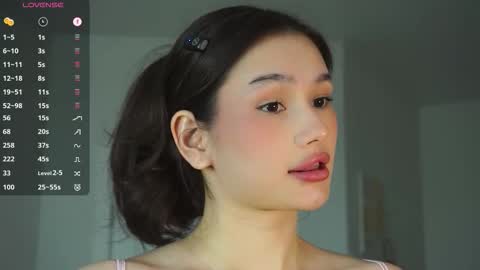 Snapshot of floralmuse chatting on September 13, 11:43 am Viola online show from September 13, 11:43 am