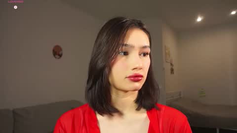 Snapshot of floralmuse chatting on November 8, 4:34 am Viola online show from November 8, 4:34 am