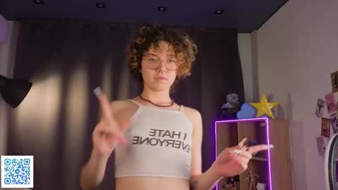 Margo online show from December 14, 6:12 pm