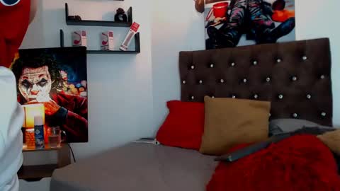 flowers109 online show from January 12, 10:33 pm