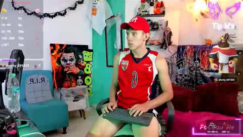 flowers109 online show from October 15, 9:48 pm