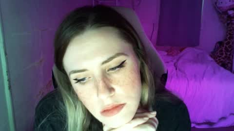 Flux online show from October 20, 1:22 pm