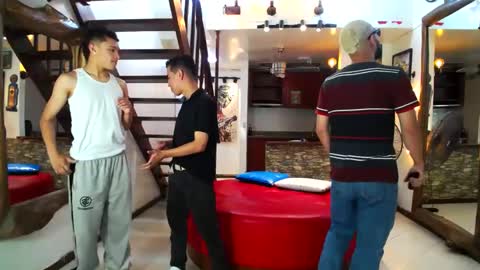 flyckers online show from January 10, 6:49 pm