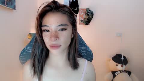 Snapshot of foeheart chatting on January 15, 2:38 am Foe online show from January 15, 2:38 am