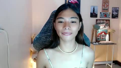 Snapshot of foeheart chatting on October 10, 7:29 am Foe online show from October 10, 7:29 am