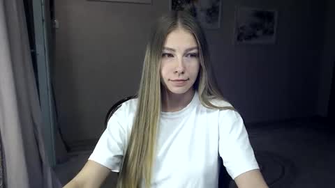 Molli  Ready for any play with you. Hottest show in pvt  Help a student earn big tokens  online show from September 22, 8:44 pm