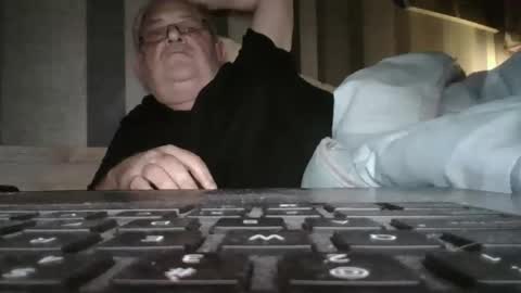 Snapshot of fofodi chatting on October 13, 2:39 pm fofodi online show from October 13, 2:39 pm