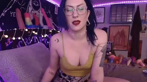 Fonda Dix online show from February 5, 4:37 am