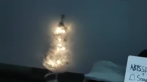 Snapshot of foreigngothicqueen chatting on December 18, 9:37 am foreigngothicqueen online show from December 18, 9:37 am