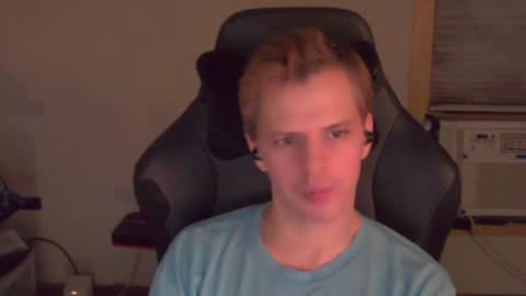 forever_broken online show from October 31, 5:52 am