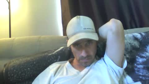 fouraide42 online show from December 13, 4:38 pm