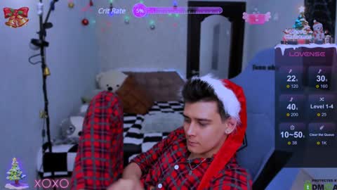 Snapshot of foxicfu chatting on December 31, 9:17 pm Foxicfu online show from December 31, 9:17 pm