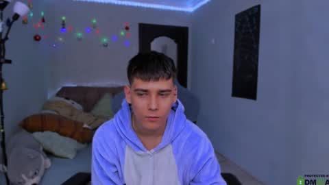 Snapshot of foxicfu chatting on January 9, 3:23 pm Foxicfu online show from January 9, 3:23 pm