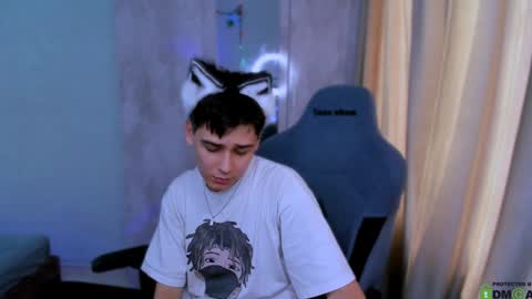 Snapshot of foxicfu chatting on February 4, 6:46 am Foxicfu online show from February 4, 6:46 am