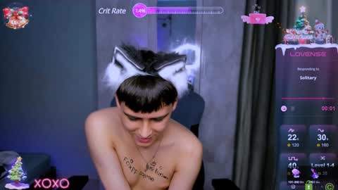 Snapshot of foxicfu chatting on February 8, 1:22 pm Foxicfu online show from February 8, 1:22 pm