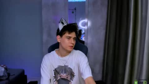 Snapshot of foxicfu chatting on February 16, 3:38 pm Foxicfu online show from February 16, 3:38 pm