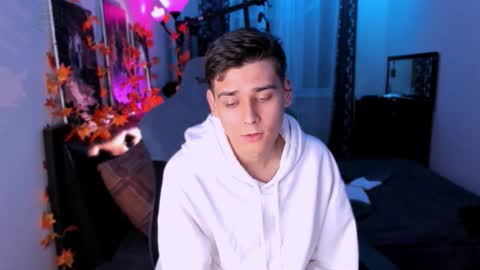 Snapshot of foxicfu chatting on October 4, 4:16 pm Foxicfu online show from October 4, 4:16 pm