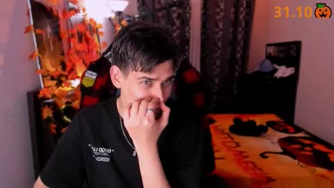 Snapshot of foxicfu chatting on October 18, 4:19 pm Foxicfu online show from October 18, 4:19 pm