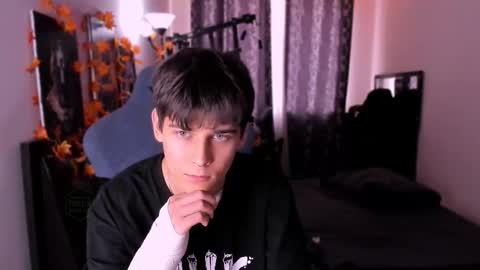 Snapshot of foxicfu chatting on December 3, 7:38 am Foxicfu online show from December 3, 7:38 am