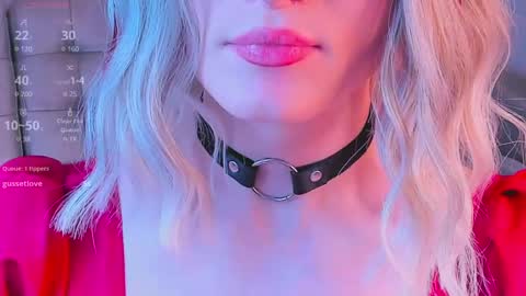 Sue online show from February 7, 6:24 pm