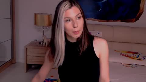 Snapshot of foxydevilish chatting on March 2, 10:35 am Fox online show from March 2, 10:35 am