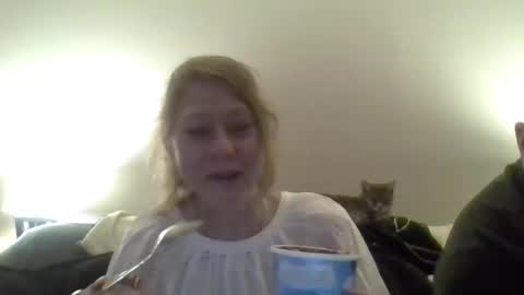 foxyfang online show from March 11, 2:21 am