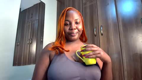 Kayla online show from December 11, 4:18 am