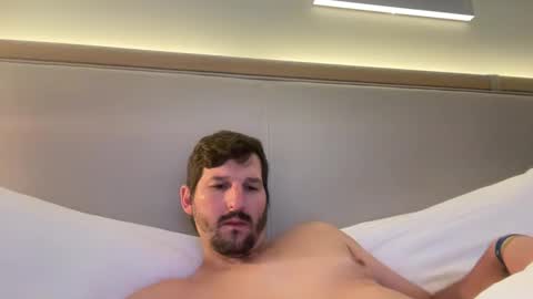 Snapshot of fp004 chatting on October 13, 1:49 am fp004 online show from October 13, 1:49 am