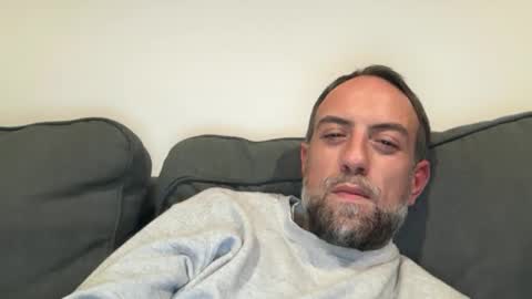 fra___ online show from December 3, 3:32 pm