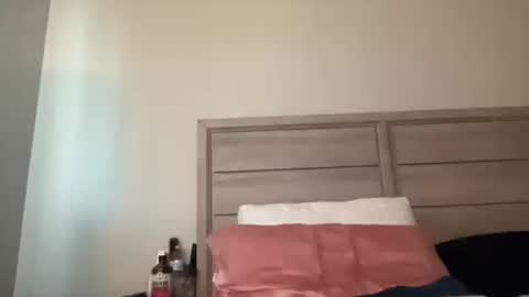 Angel online show from November 7, 9:59 pm