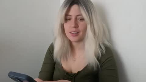 Francesca online show from September 16, 7:15 pm